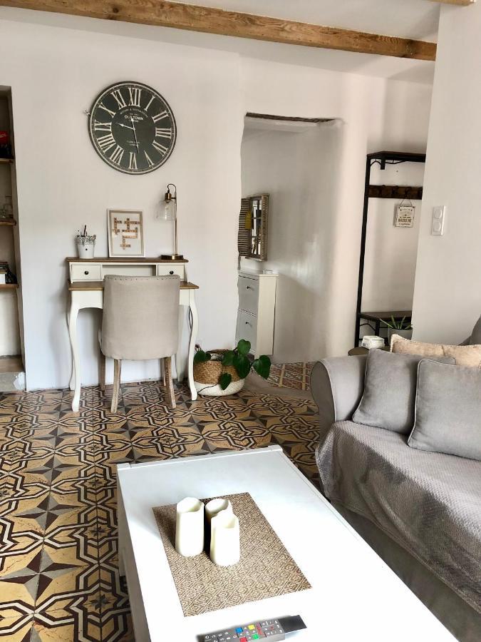 La Maison De Tonton Les Aires Екстериор снимка