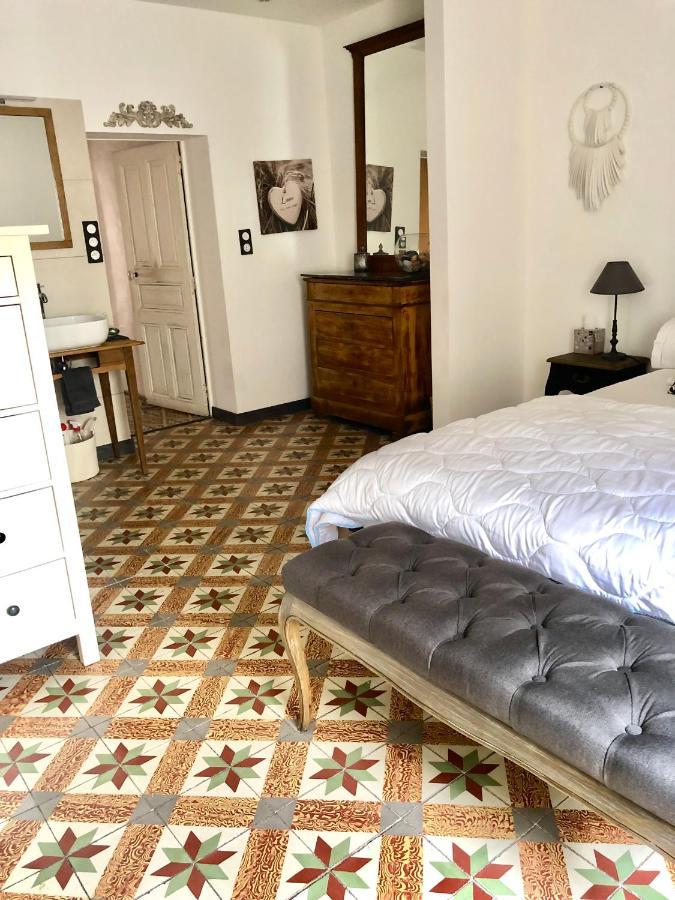 La Maison De Tonton Les Aires Екстериор снимка